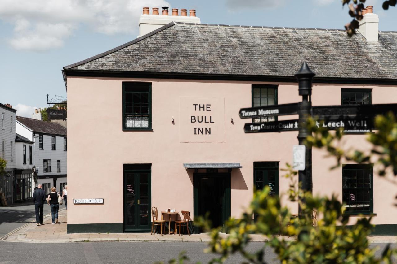The Bull Inn Тотнис Екстериор снимка