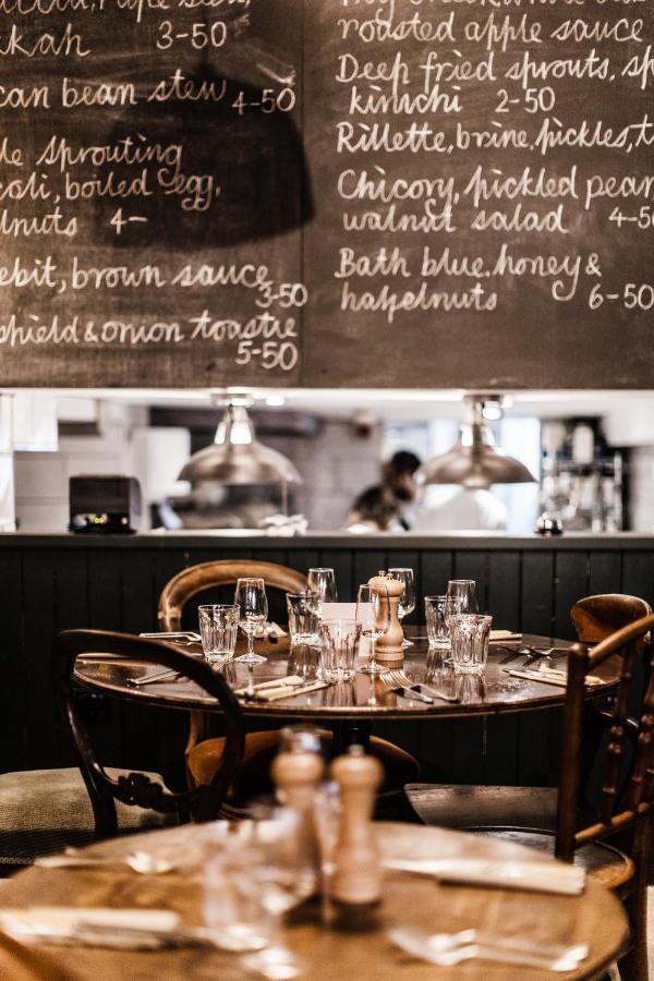 The Bull Inn Тотнис Екстериор снимка